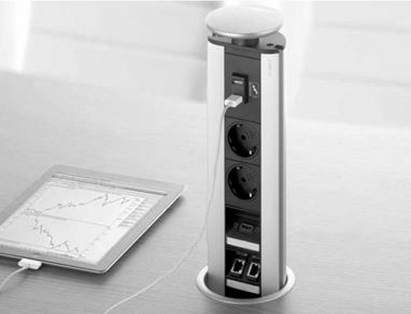 Steckdosenleiste versenkbar und individuell konfigurierbar